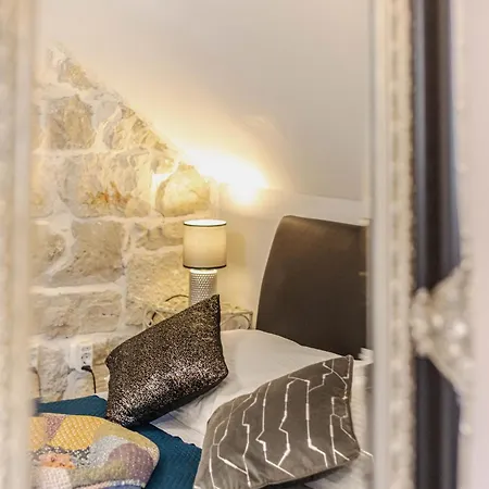 Guest house Mimbelli 4*