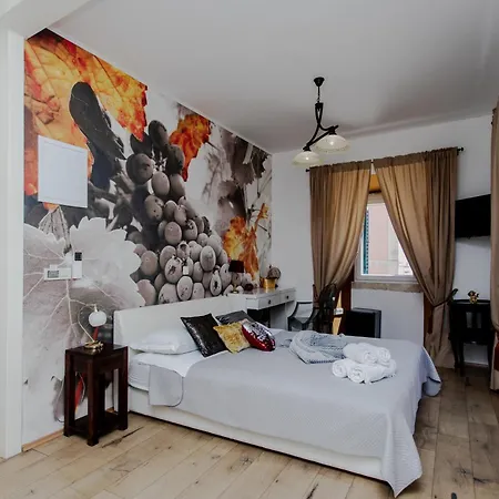 Mimbelli Pensjonat 4*